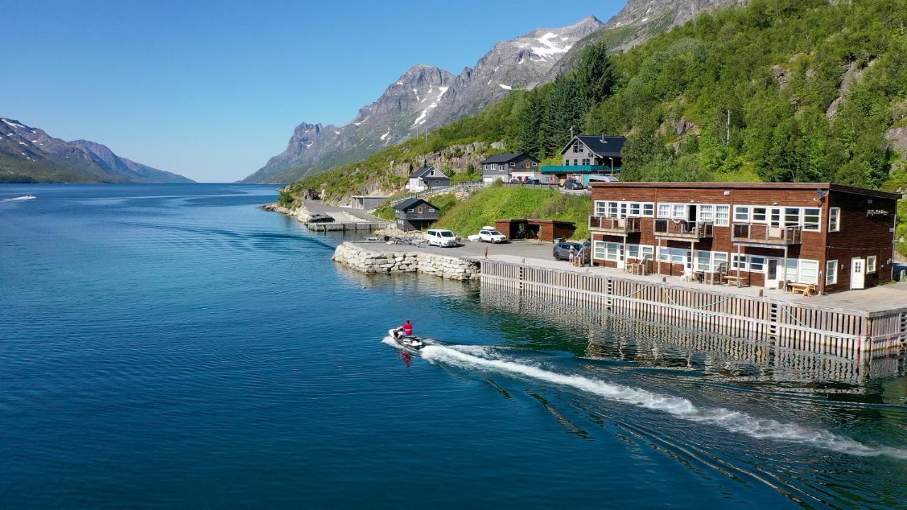 Ersfjordbotn Bryggeアパートホテル エクステリア 写真