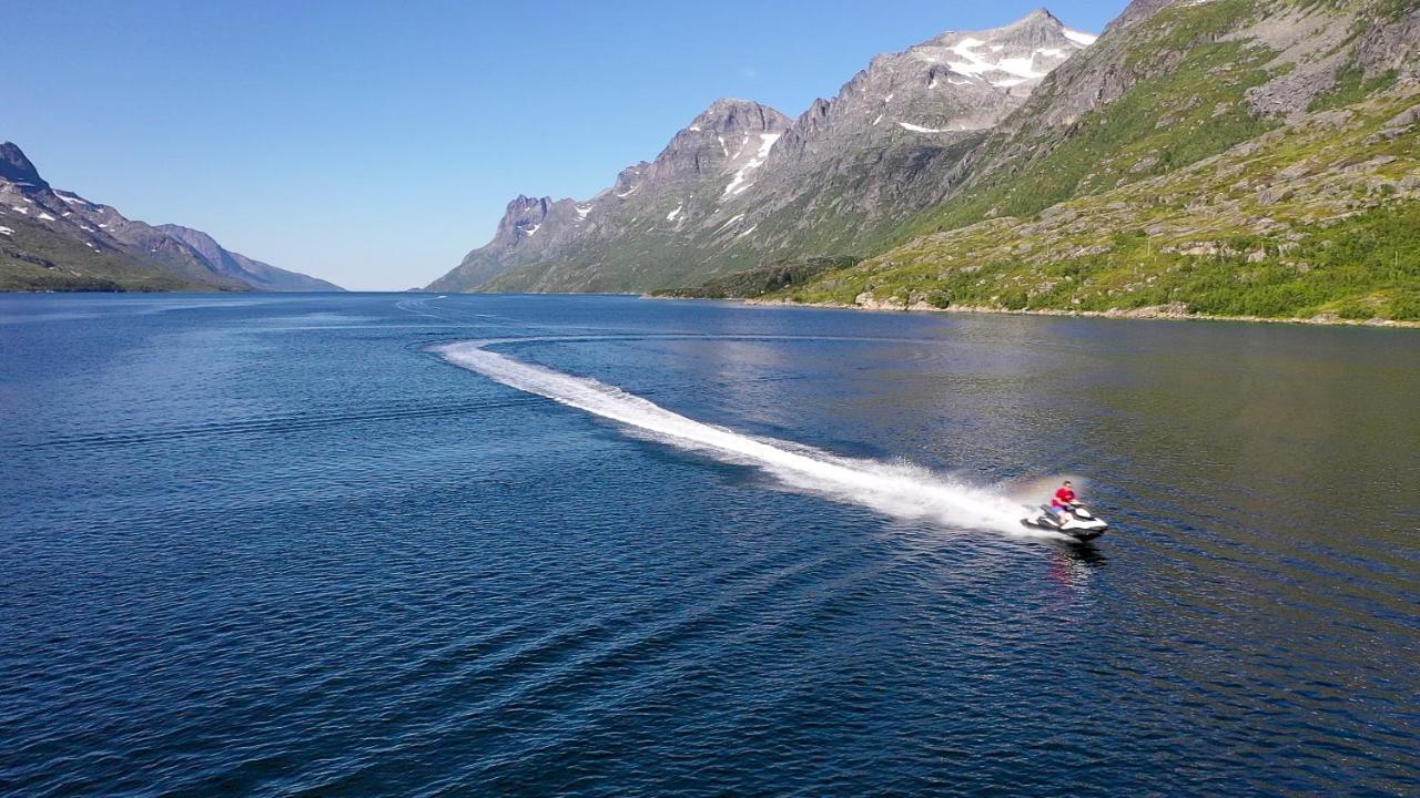 Ersfjordbotn Bryggeアパートホテル エクステリア 写真